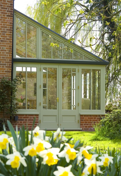 Lean-to conservatory