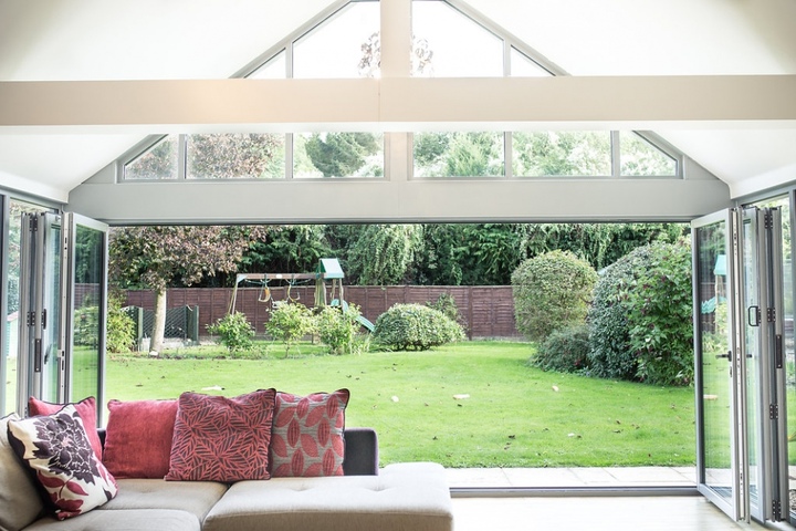 Chic Tiled Garden Room in Autumn