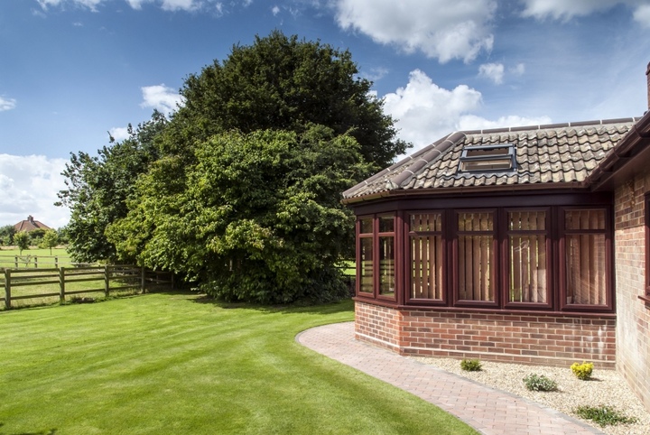 Rosewood Garden Room