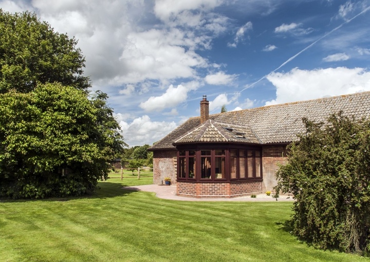 Rosewood Garden Room