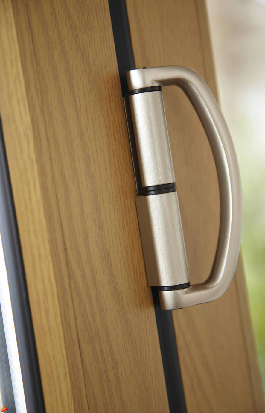 Origin OB-72 Bi-Fold Doors in Natural Oak, 'D' handle